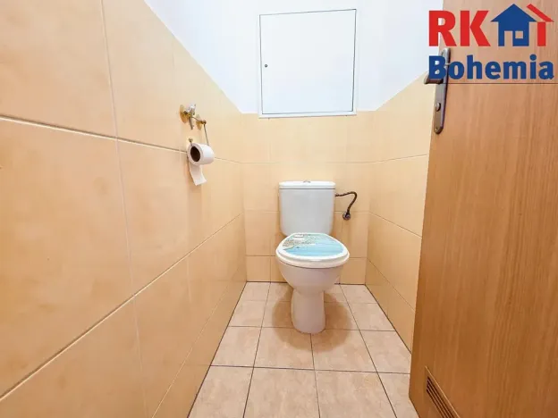 Pronájem bytu 1+kk, Praha - Kunratice, Pod Haltýřem, 30 m2