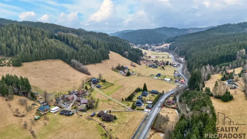 Prodej pozemku pro bydlení, Velké Karlovice, 17407 m2