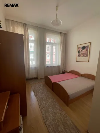 Pronájem bytu 2+1, Karlovy Vary, Tržiště, 59 m2