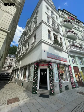 Pronájem bytu 2+1, Karlovy Vary, Tržiště, 59 m2