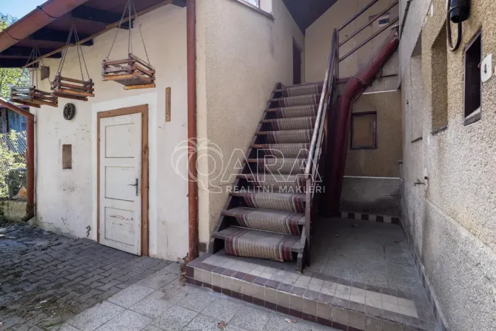 Prodej rodinného domu, Kostelec nad Černými lesy - Kostelec nad Černými Lesy, Jánské náměstí, 170 m2