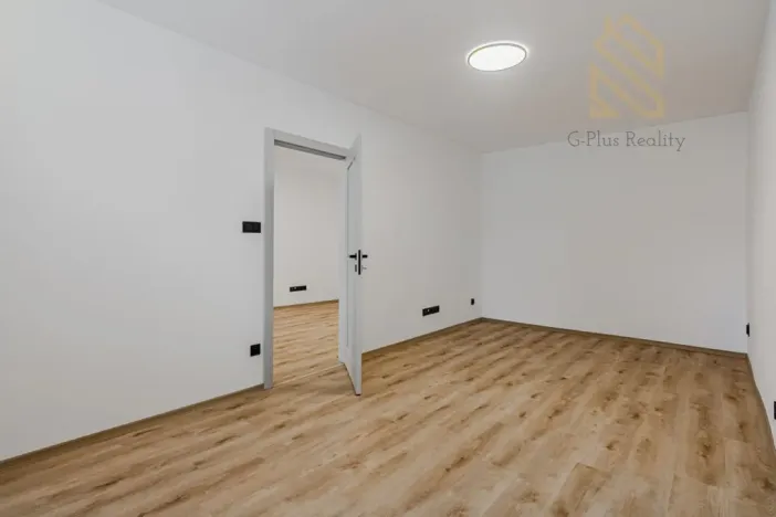 Pronájem bytu 2+kk, Louny, Na Valích, 65 m2