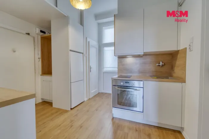 Prodej bytu 2+kk, Praha - Holešovice, Argentinská, 54 m2