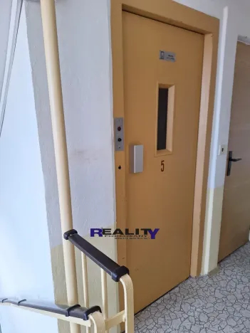 Pronájem bytu 2+kk, Podbořany, Kpt. Nálepky, 40 m2