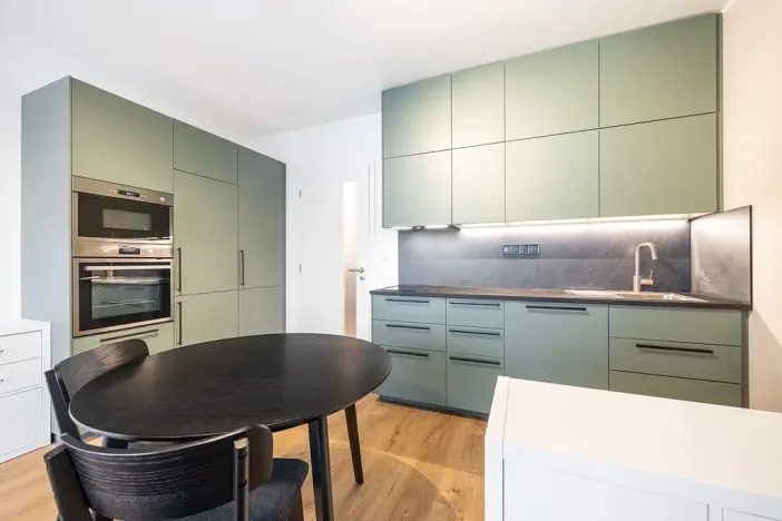 Prodej bytu 1+kk, Praha, Milánská, 31 m2