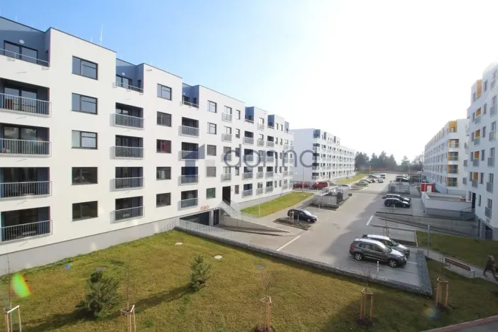 Pronájem bytu 1+kk, Praha, Ke kříži, 31 m2
