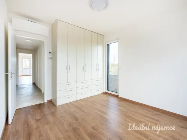 Pronájem bytu 2+kk, Praha - Střížkov, Bešťákova, 65 m2