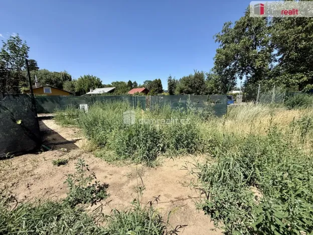 Prodej zahrady, Veltrusy, V Cihelnách, 184 m2