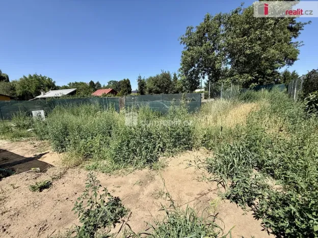 Prodej zahrady, Veltrusy, V Cihelnách, 184 m2