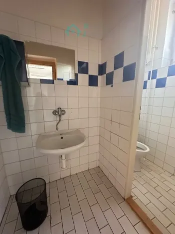 Pronájem skladu, Chrudim, V Tejnecku, 705 m2