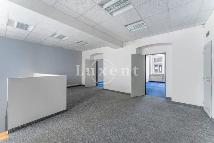 Prodej činžovního domu, Praha - Nové Město, Na bojišti, 805 m2