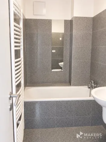 Pronájem bytu 1+kk, Praha - Vysočany, Freyova, 23 m2