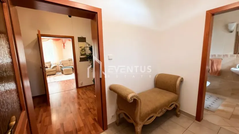 Prodej rodinného domu, Praha - Lysolaje, Nad Helmrovkou, 300 m2