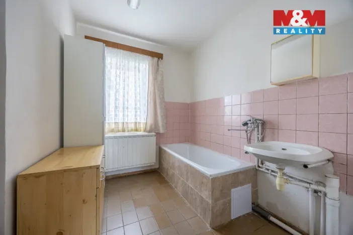 Prodej rodinného domu, Klášterec nad Ohří, Chomutovská, 480 m2