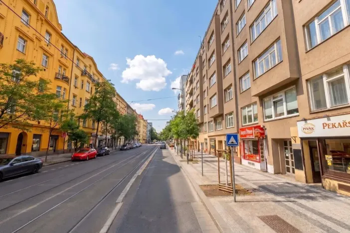 Prodej bytu 3+kk, Praha - Holešovice, Komunardů, 87 m2