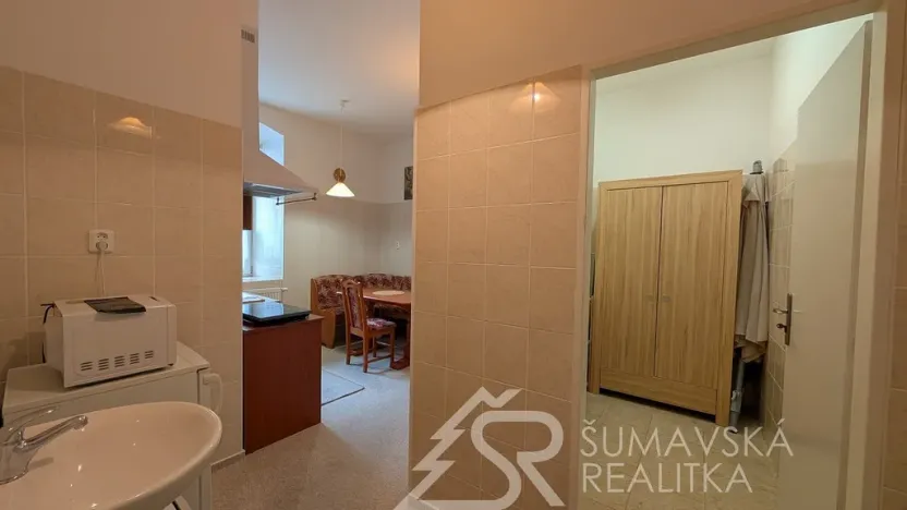 Prodej obchodního prostoru, Kašperské Hory, Náměstí, 161 m2