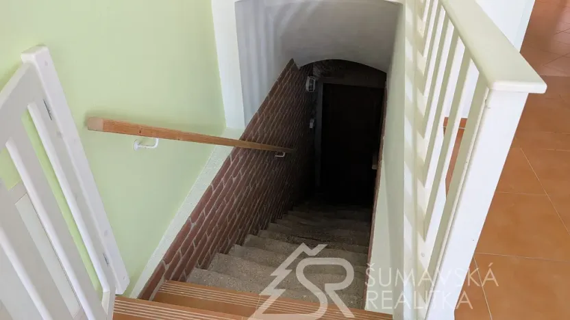 Prodej bytu 1+1, Kašperské Hory, Náměstí, 86 m2
