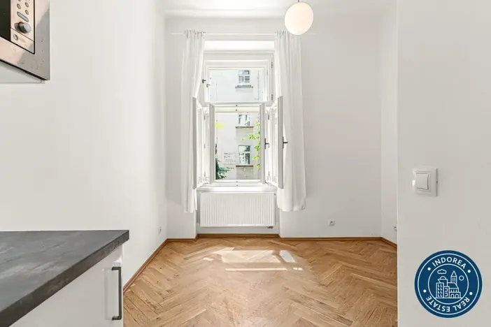Pronájem bytu 2+kk, Praha - Vinohrady, Máchova, 32 m2