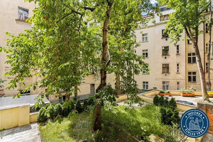 Pronájem bytu 2+kk, Praha - Vinohrady, Máchova, 32 m2