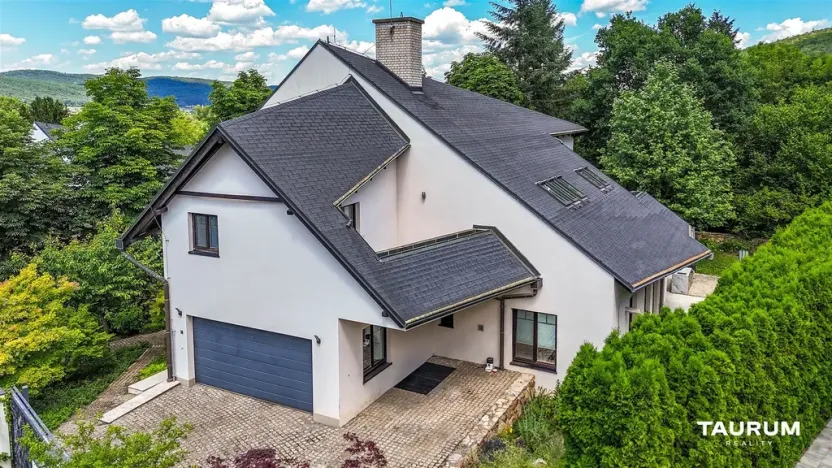 Prodej rodinného domu, Řevnice, Broncova, 408 m2