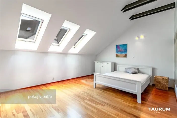 Prodej rodinného domu, Řevnice, Broncova, 408 m2