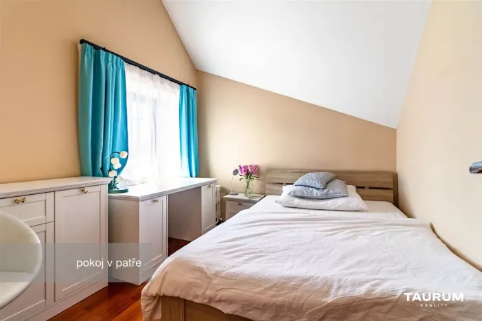 Prodej rodinného domu, Řevnice, Broncova, 408 m2
