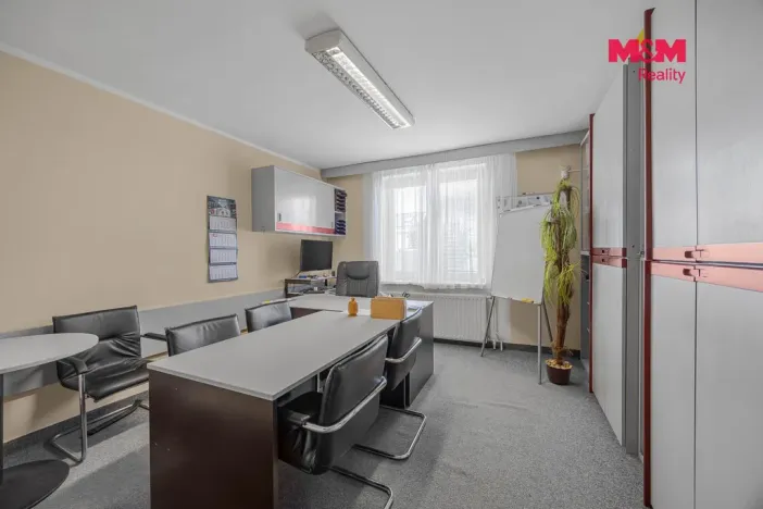Prodej kanceláře, Pardubice - Zelené Předměstí, Mikulovická, 330 m2