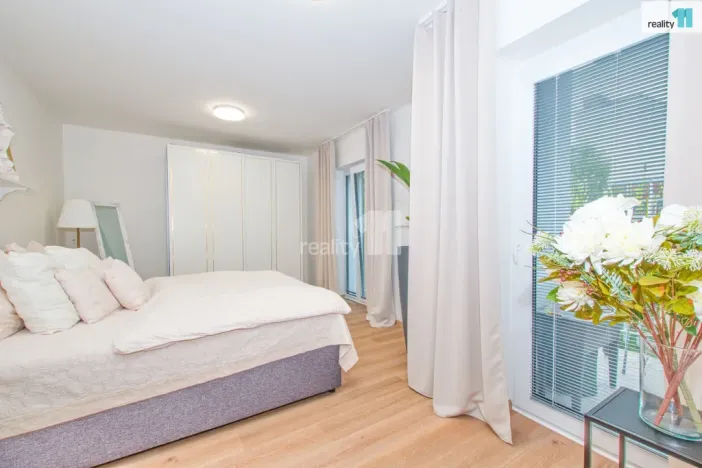 Pronájem bytu 3+kk, Liberec - Liberec II-Nové Město, Papírová, 94 m2