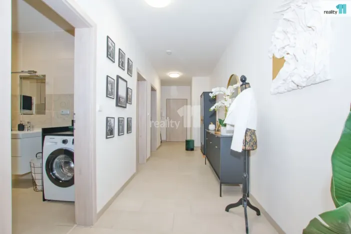 Pronájem bytu 3+kk, Liberec - Liberec II-Nové Město, Papírová, 94 m2