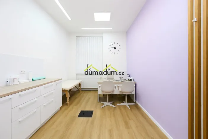 Pronájem ordinace, Praha, Jankovcova, 99 m2