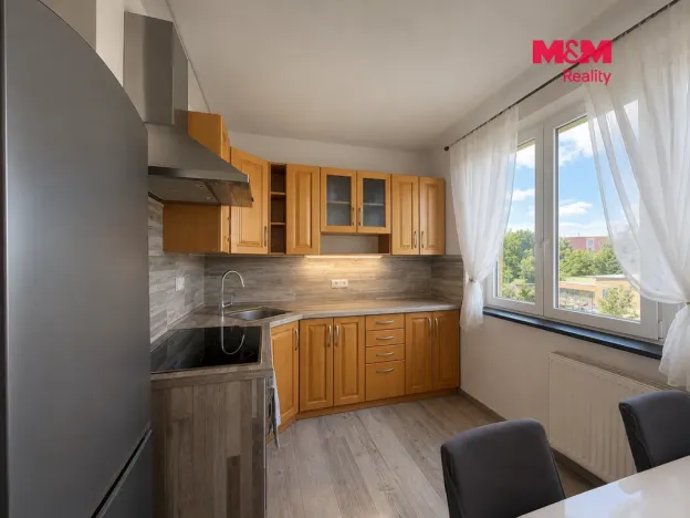 Prodej bytu 3+1, Žatec, Mládežnická, 78 m2