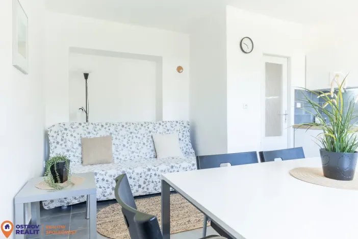 Prodej apartmánu, Staré Město - Stříbrnice, 60 m2