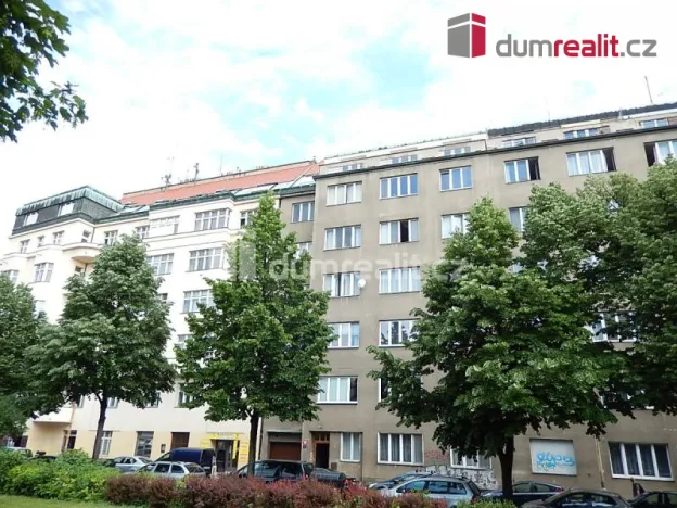 Pronájem bytu 1+1, Praha - Bubeneč, náměstí Interbrigády, 29 m2