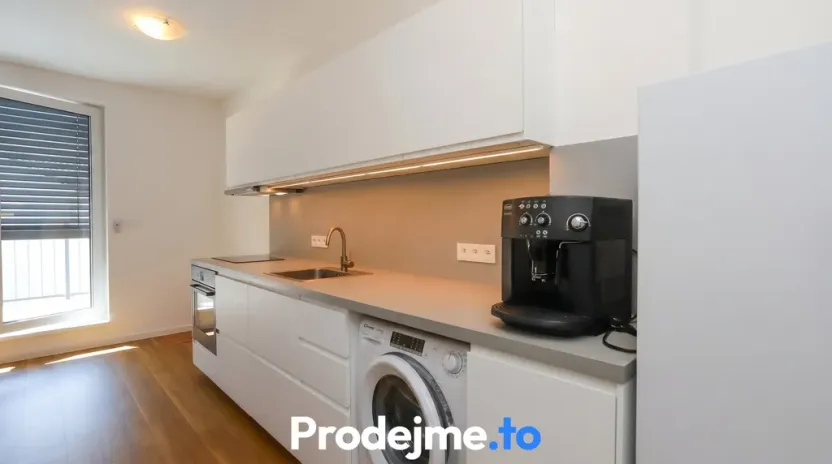 Pronájem bytu 1+kk, Brno - Černovice, Mírová, 32 m2