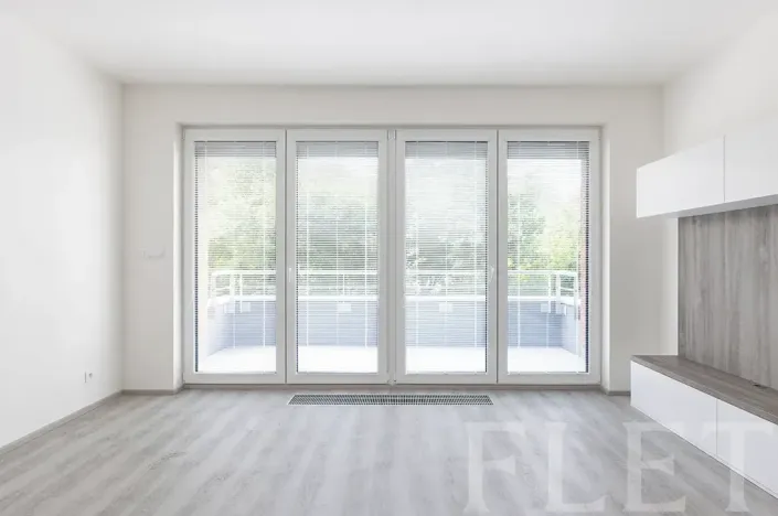 Pronájem bytu 1+kk, Praha - Záběhlice, Klapálkova, 31 m2