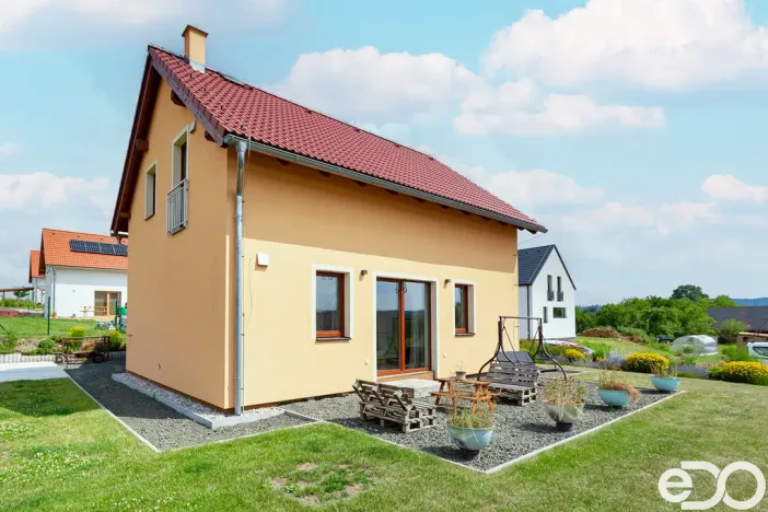 Prodej rodinného domu, Choteč, 105 m2