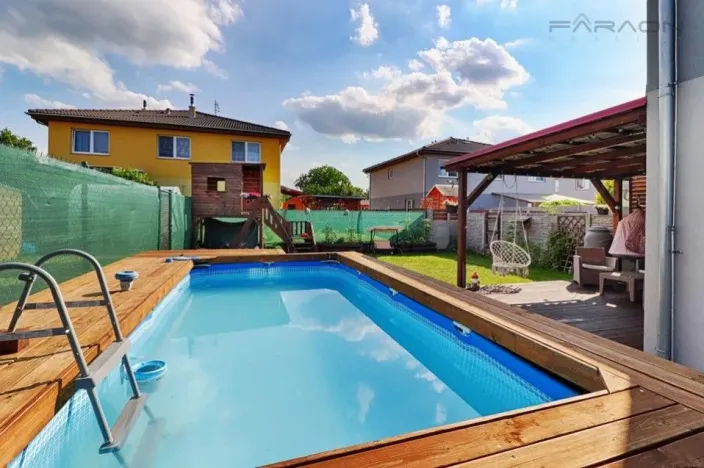 Prodej bytu 3+kk, Polerady, 85 m2
