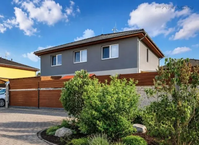 Prodej bytu 3+kk, Polerady, 85 m2