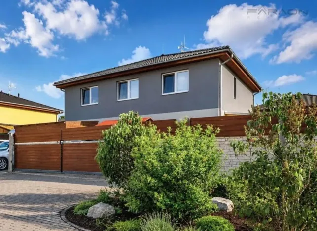 Prodej bytu 3+kk, Polerady, 85 m2