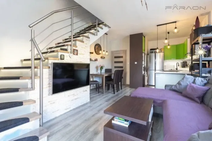 Prodej bytu 3+kk, Polerady, 85 m2