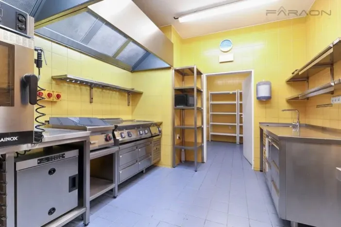 Pronájem restaurace, Praha - Staré Město, Dlouhá, 137 m2