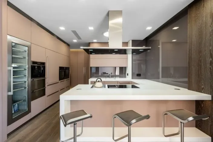 Prodej bytu 5+kk, Praha - Radotín, Zderazská, 260 m2