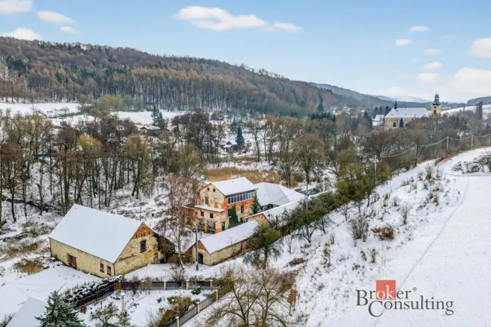 Prodej zemědělské usedlosti, Ročov, 1500 m2