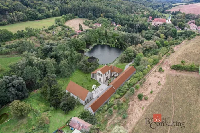 Prodej zemědělské usedlosti, Ročov, 1500 m2