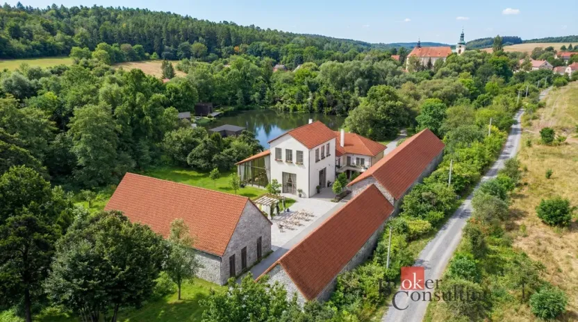 Prodej zemědělské usedlosti, Ročov, 1500 m2