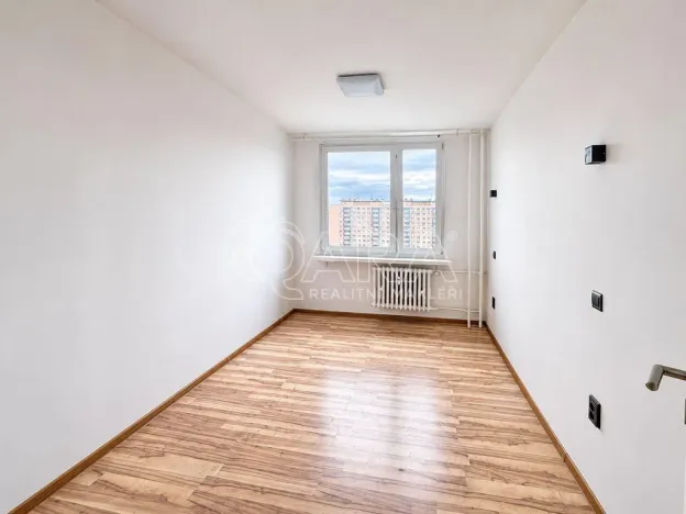 Pronájem bytu 2+kk, Praha - Kobylisy, Frýdlantská, 43 m2