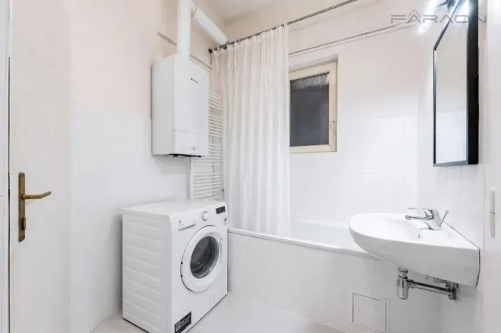 Pronájem bytu 3+kk, Praha - Karlín, Sokolovská, 110 m2