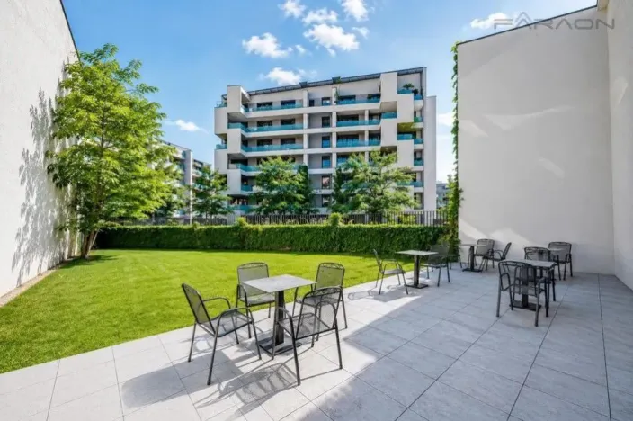 Prodej obchodního prostoru, Praha - Nusle, Nuselská, 303 m2