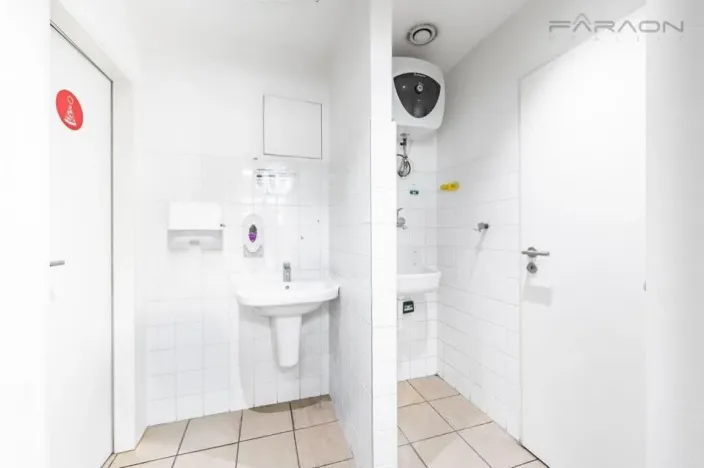 Prodej obchodního prostoru, Praha - Nusle, Nuselská, 303 m2