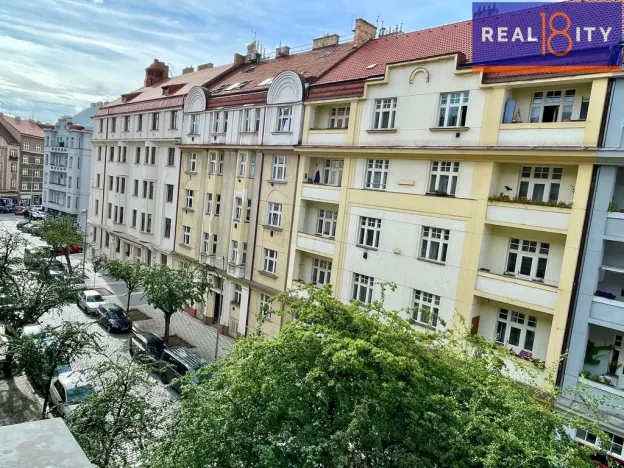 Prodej bytu 1+1, Praha, Jaselská, 55 m2